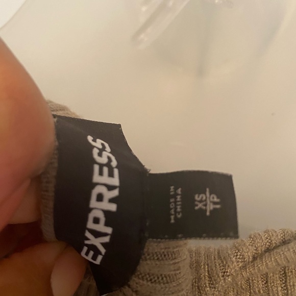 EXPRESS fitted sweater size XS/TP - Picture 5 of 5